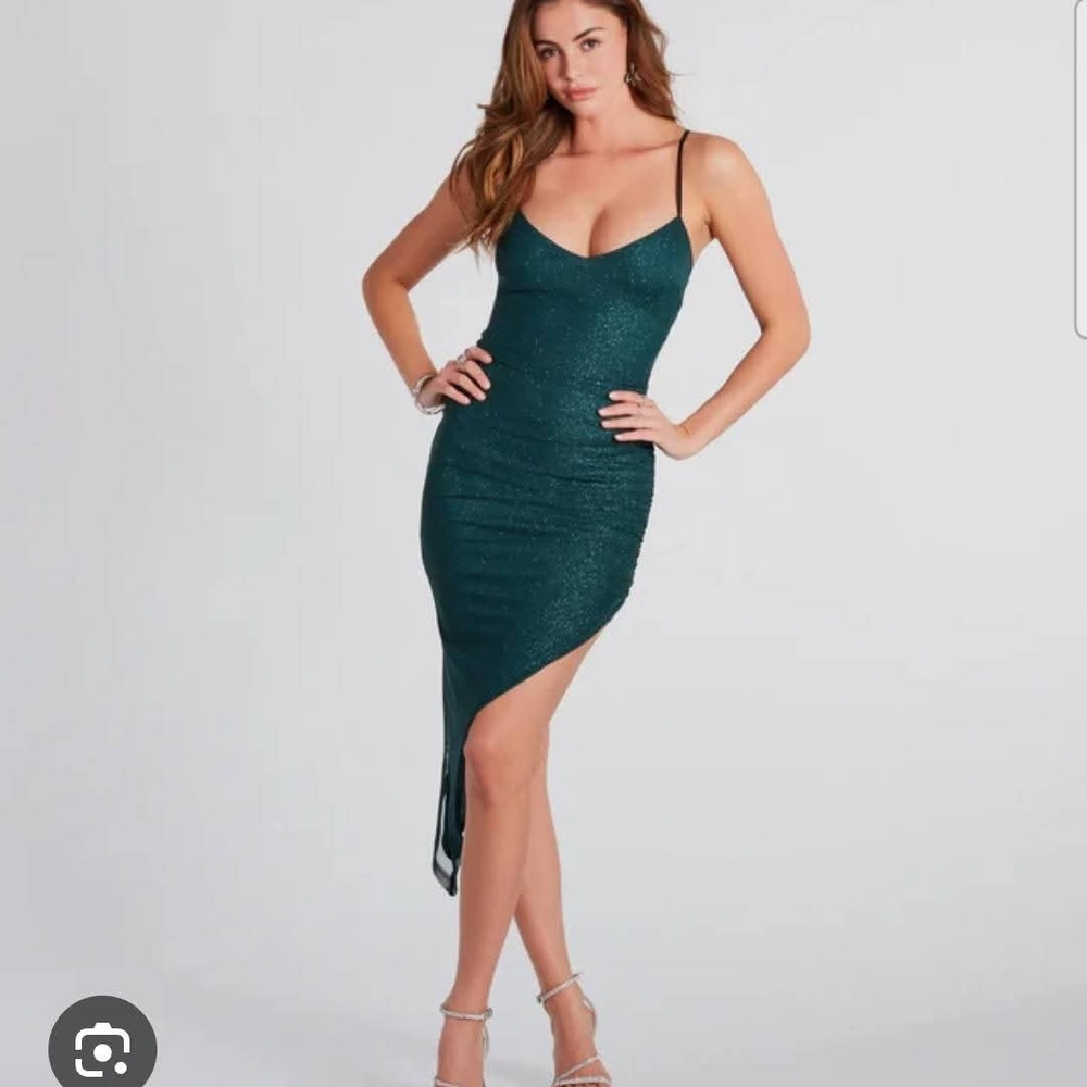 WINDSOR NWT Pine Green Shimmery Asymmetrical Semi Formal Dress